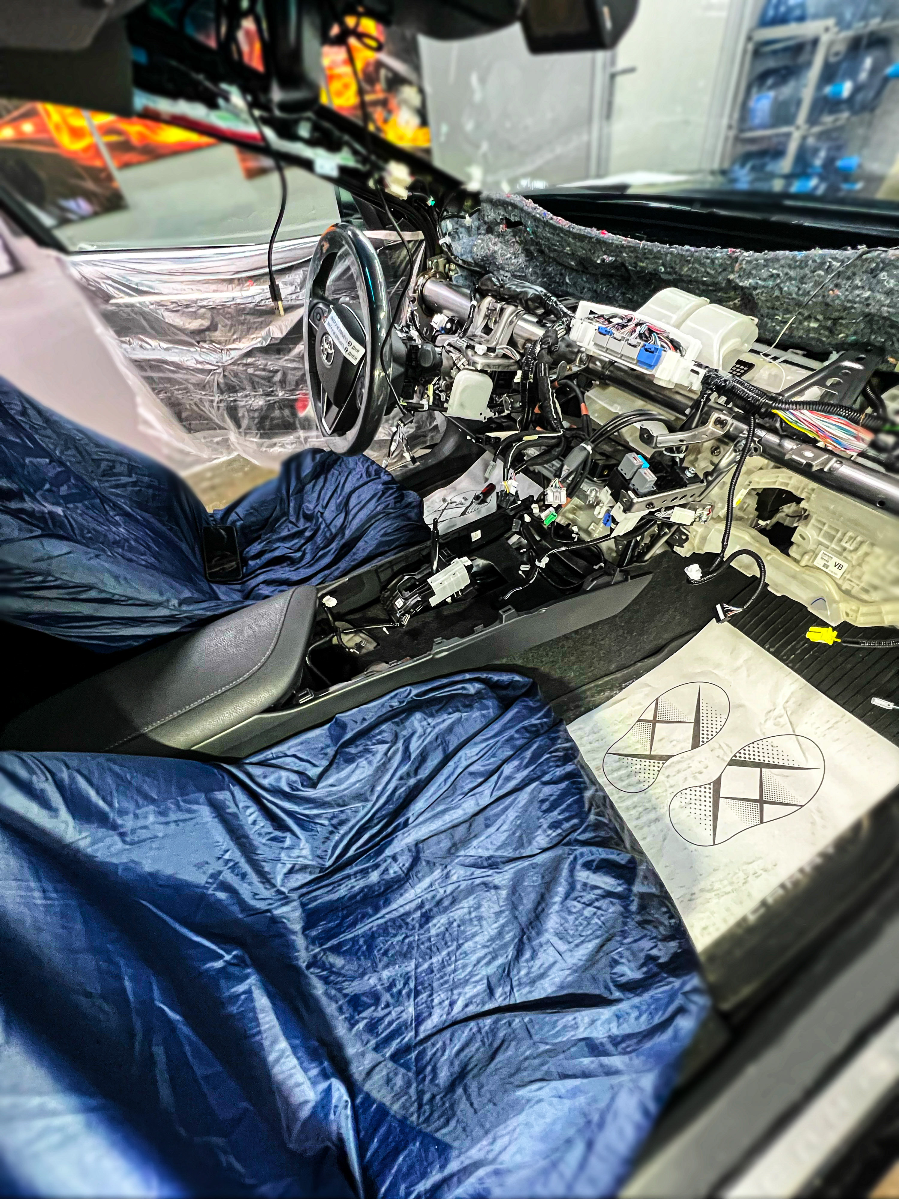 Пытались угнать Toyota RAV 4